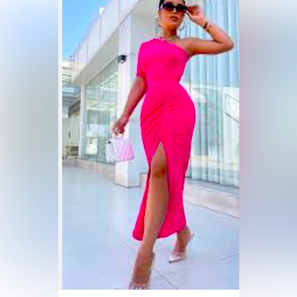 One shoulder ruched split thigh dress